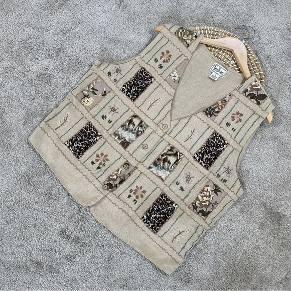 Tantrums Jackets & Blazers - Tantrums Vintage Floral Embroidered Safari Patchwork Woven Cotton Vest in Tan 1X